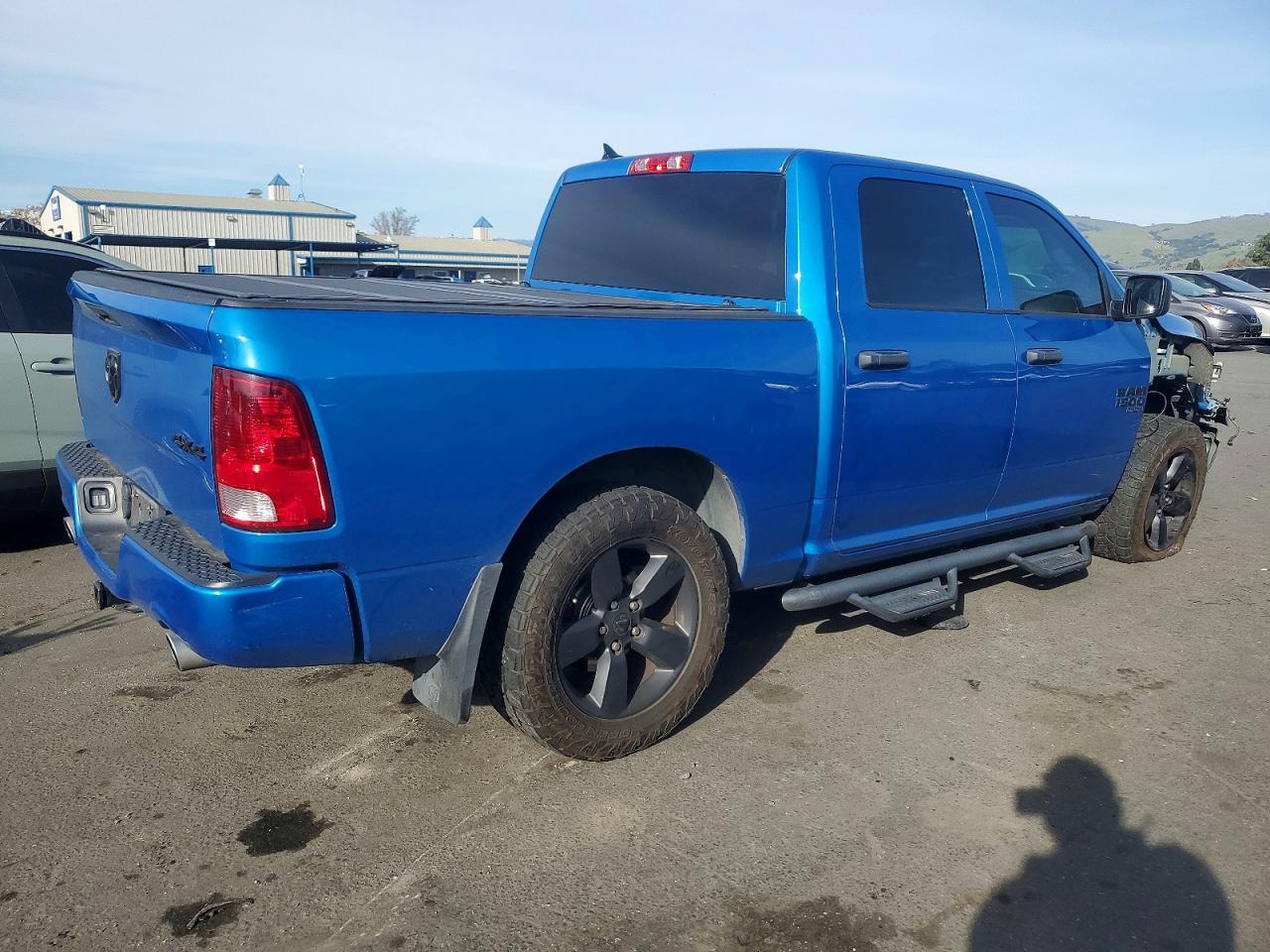 2019 Ram 1500 Classic Tradesman - Image 3
