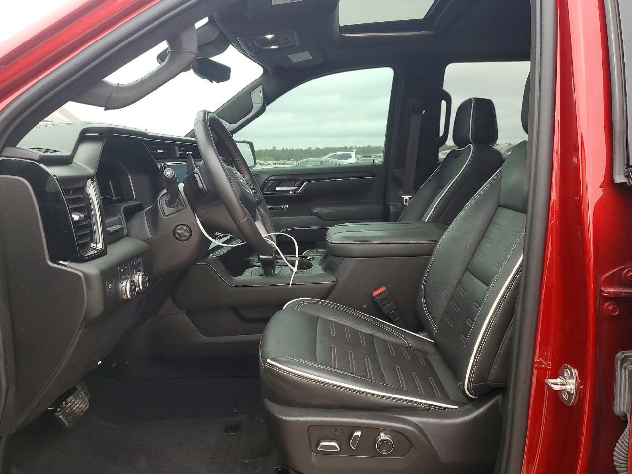 2024 GMC Sierra K1500 At4X - Image 7