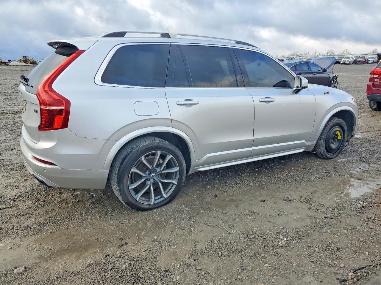 2016 Volvo Xc90 T6 - Image 3
