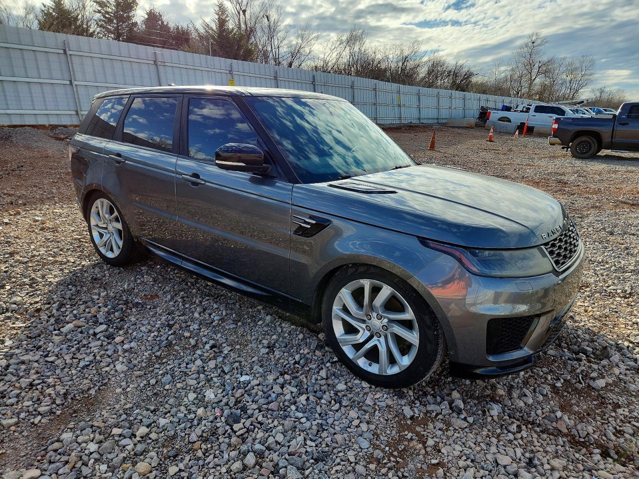 2018 Land Rover Range Rover Sport Hse - Image 4