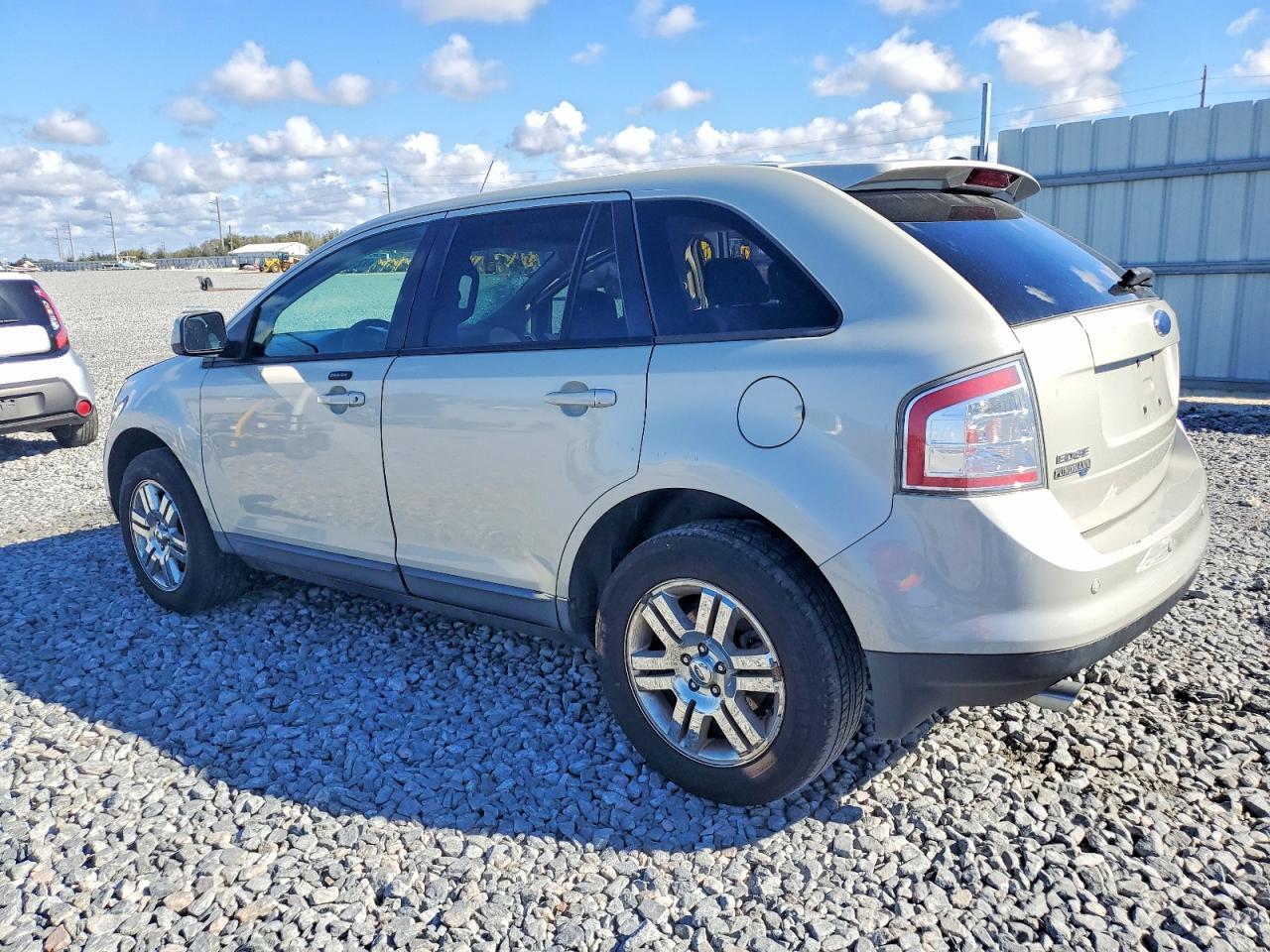2007 Ford Edge Sel Plus - Image 2