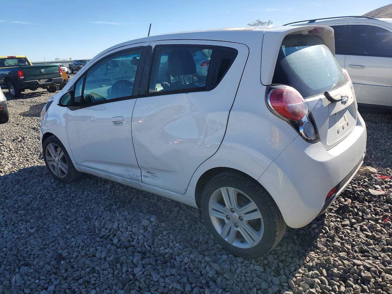 2014 Chevrolet Spark 1Lt - Фото 2