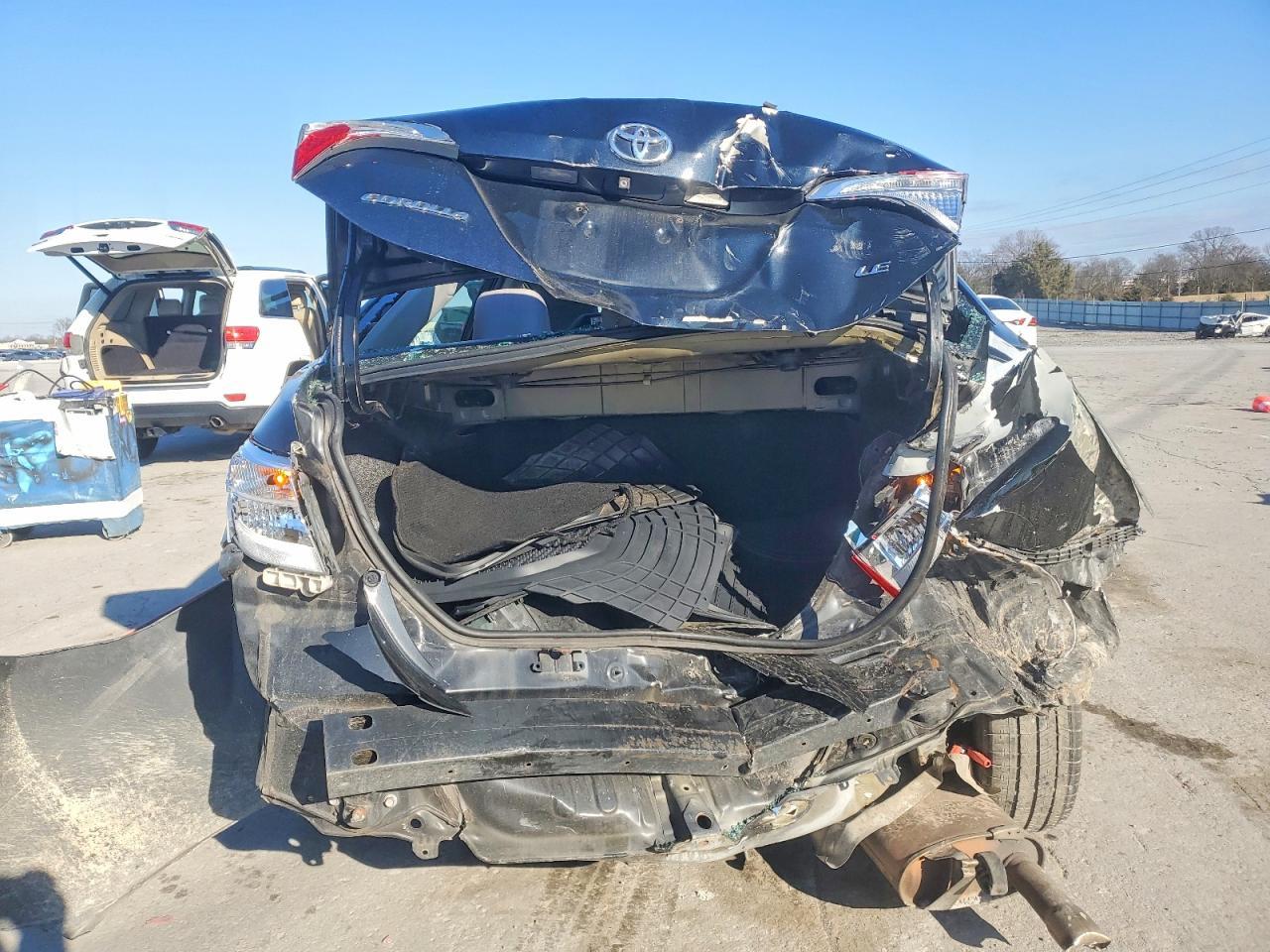 2016 Toyota Corolla Le - Фото 6