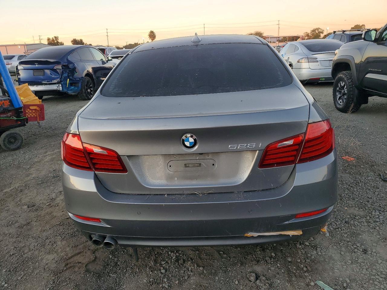 2014 BMW 528 I - Фото 6