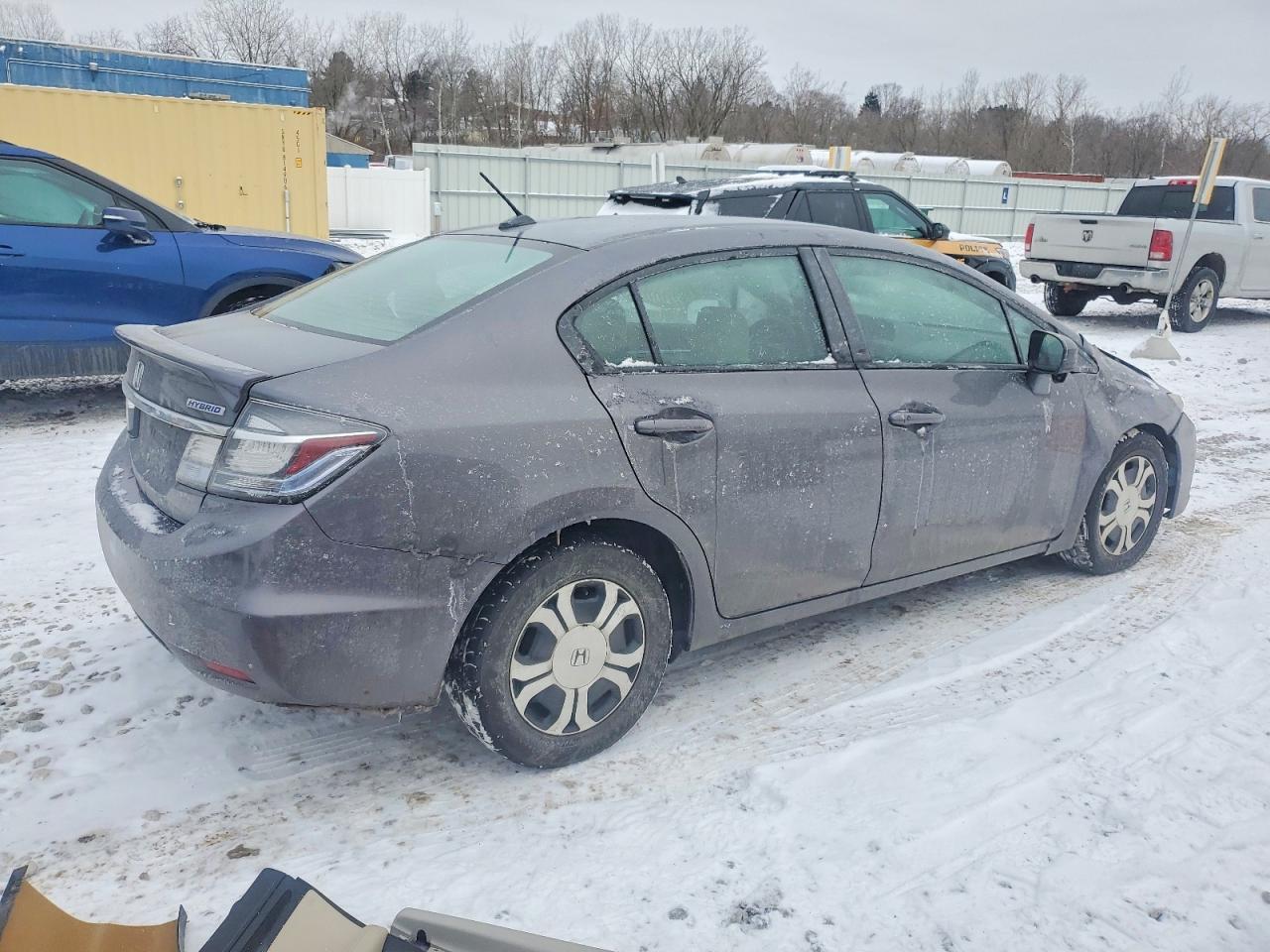 2015 Honda Civic Hybrid - Image 3