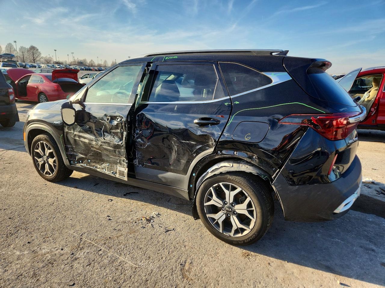 2021 Kia Seltos Ex - Image 2