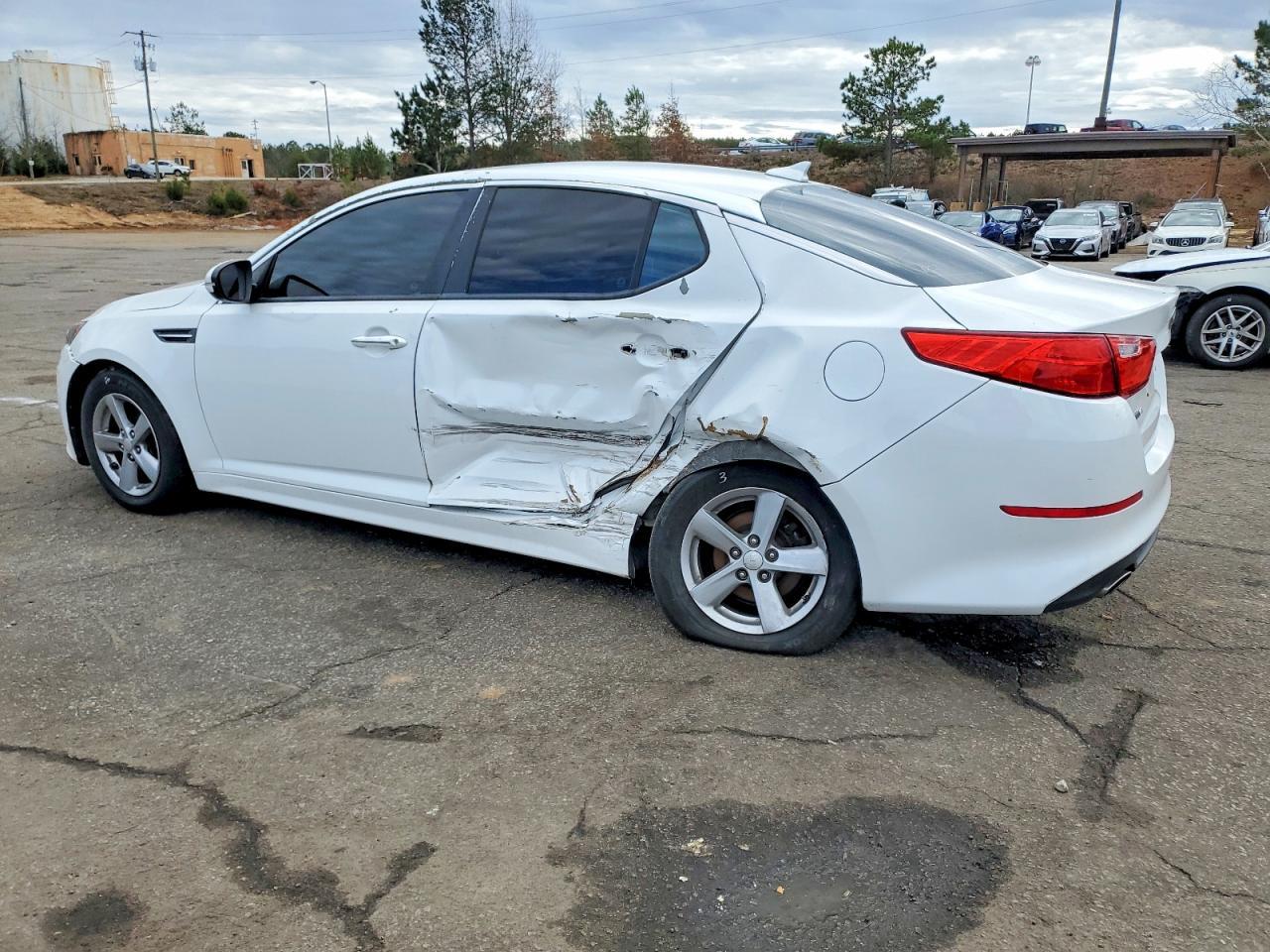 2015 Kia Optima Lx - Image 2