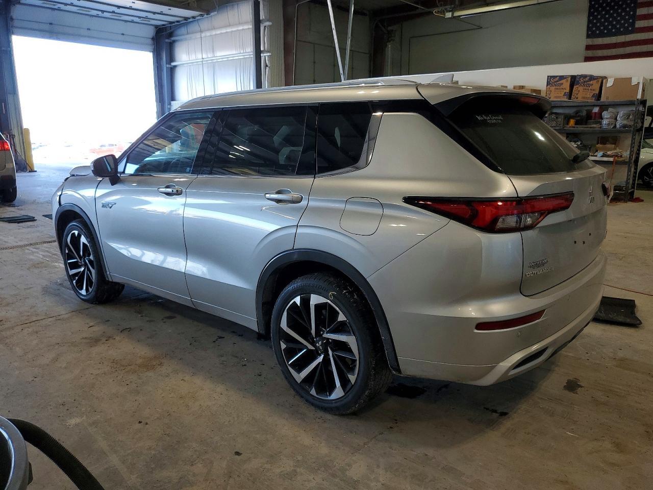 2025 Mitsubishi Outlander Sel - Фото 2