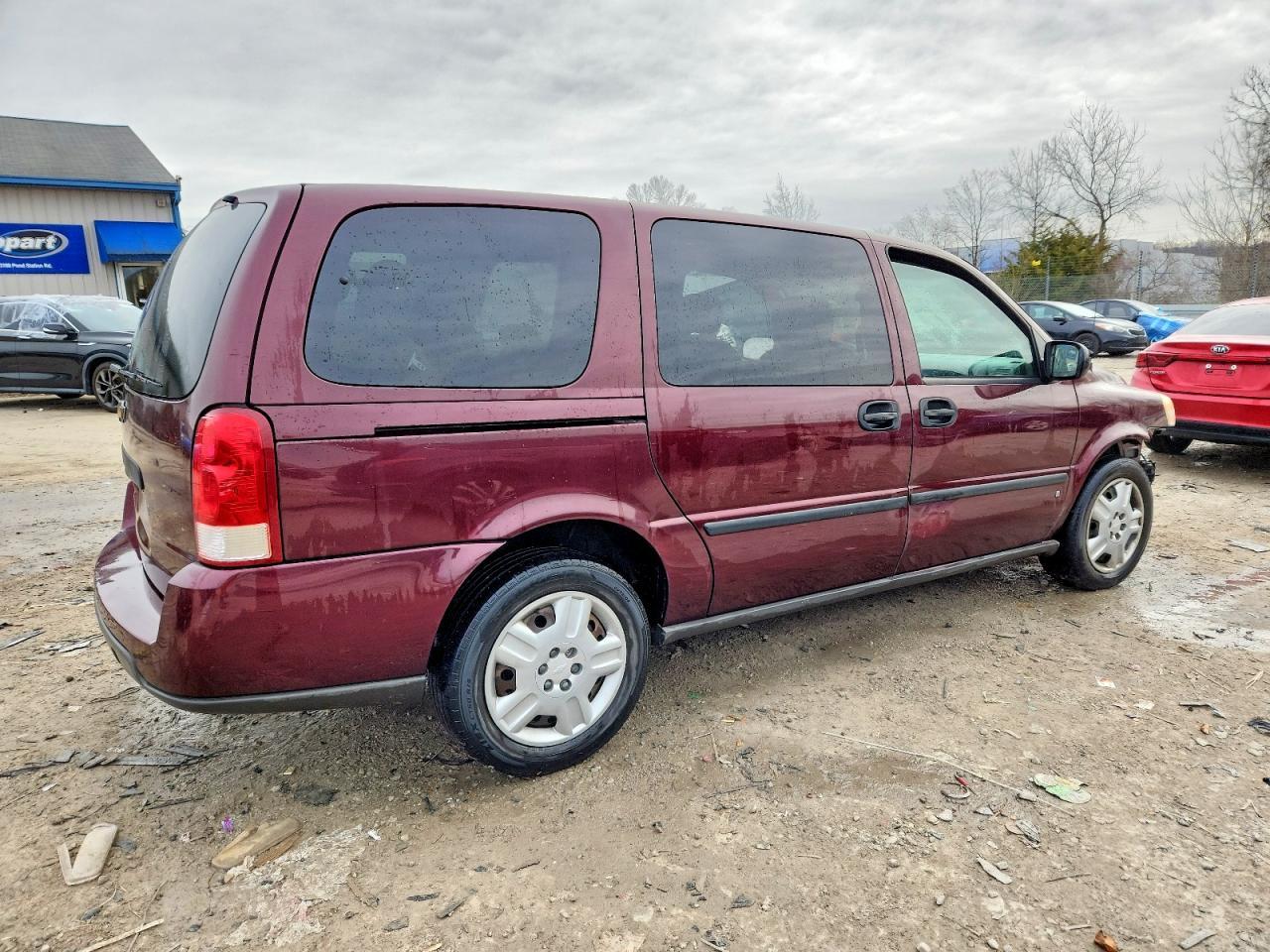2007 Chevrolet Uplander Ls - Image 3