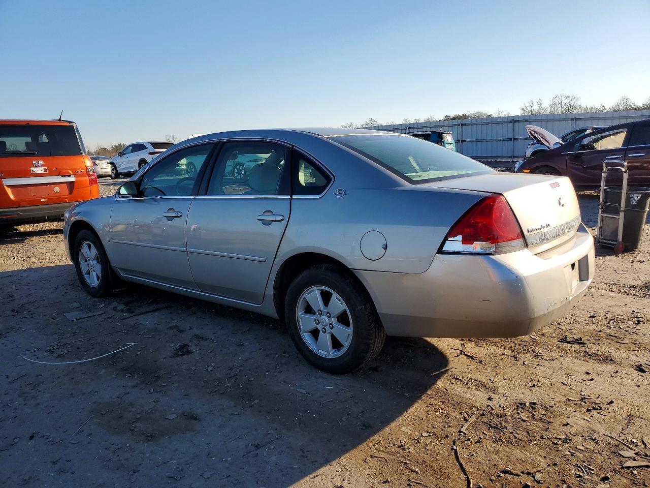 2007 Chevrolet Impala Lt - Image 2