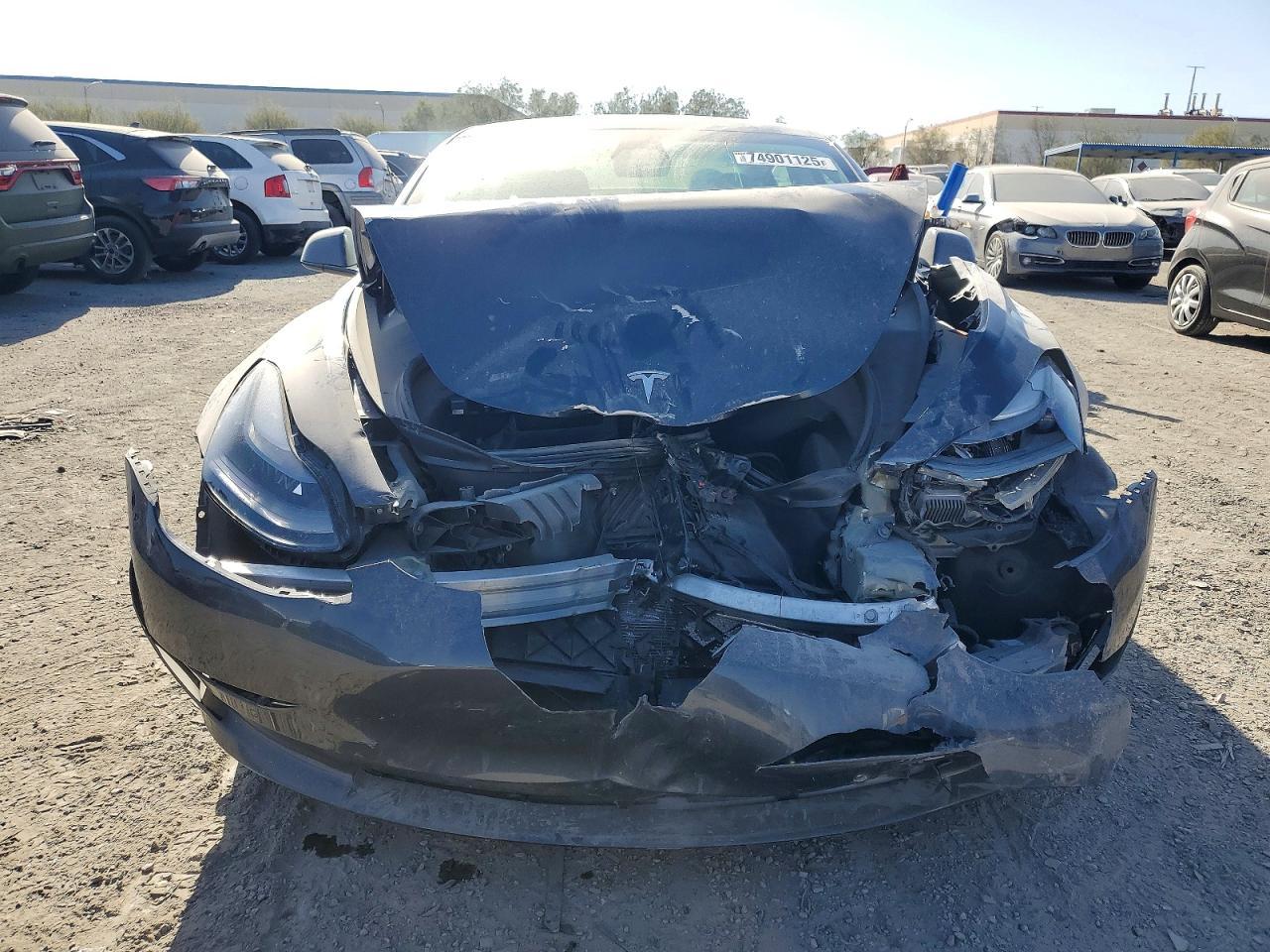 2022 Tesla Model 3 - Фото 5