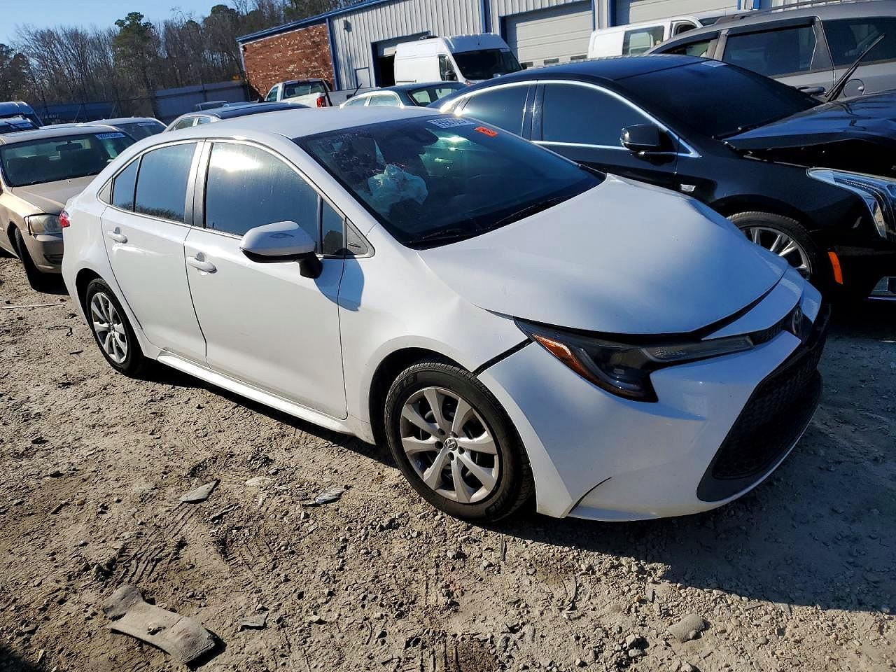 2021 Toyota Corolla Le - Фото 4