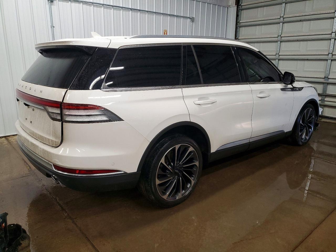 2021 Lincoln Aviator Reserve - Фото 3
