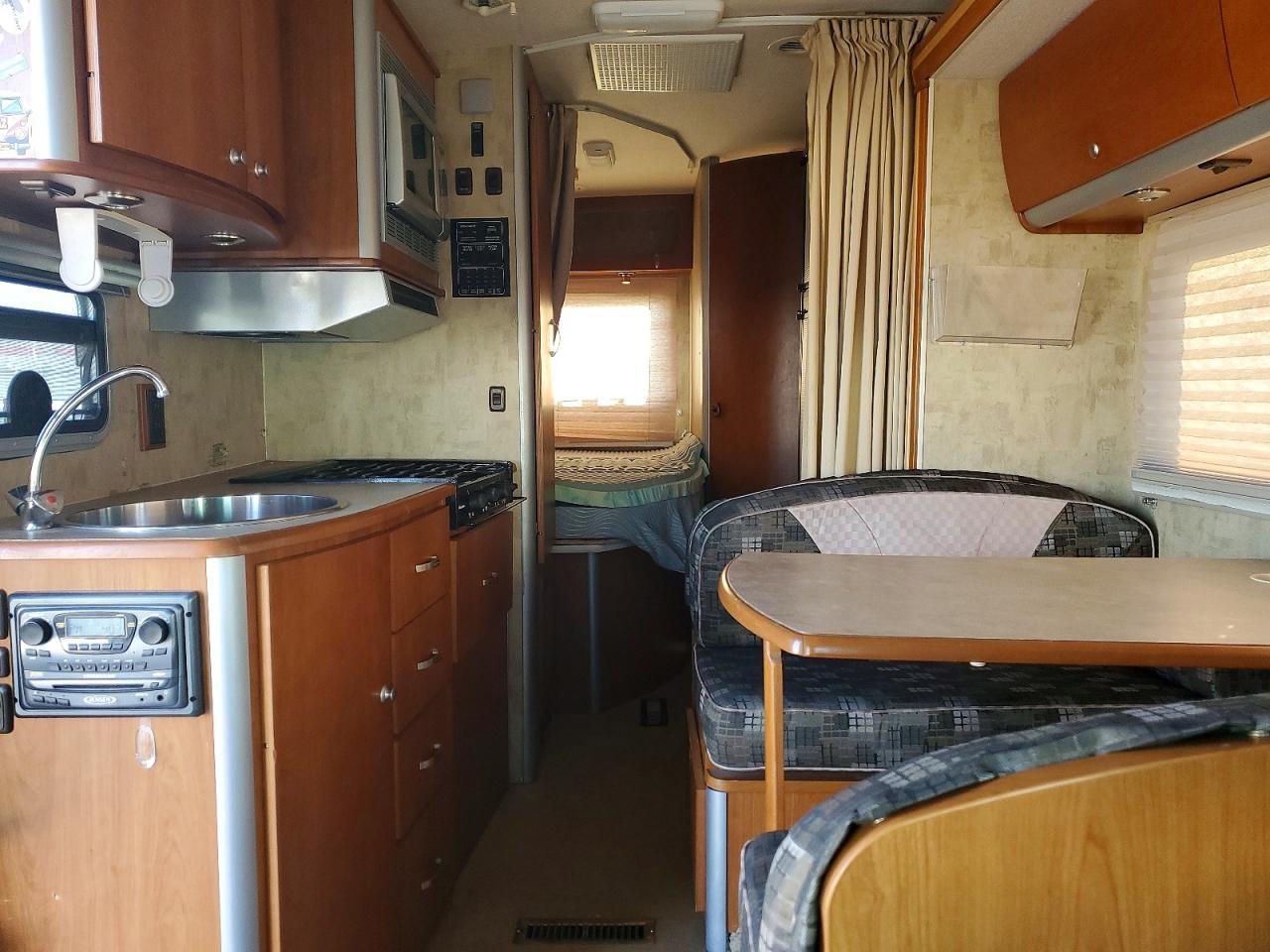 2007 Dodge Sprinter Recreational Vehicle - Image 6