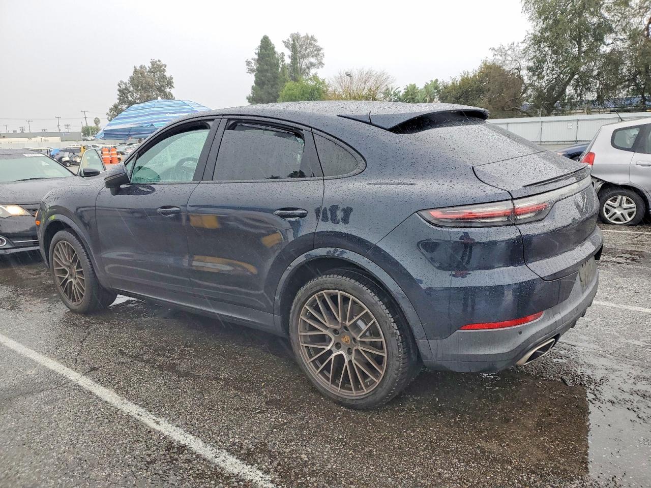 2020 Porsche Cayenne Coupe - Фото 2
