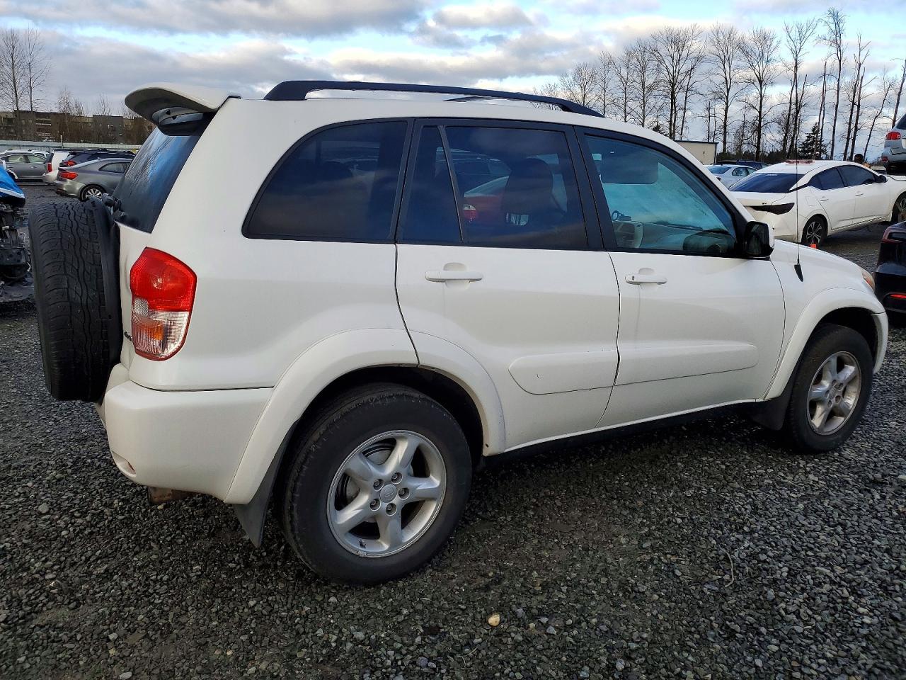 2002 Toyota Rav4 Base - Image 3