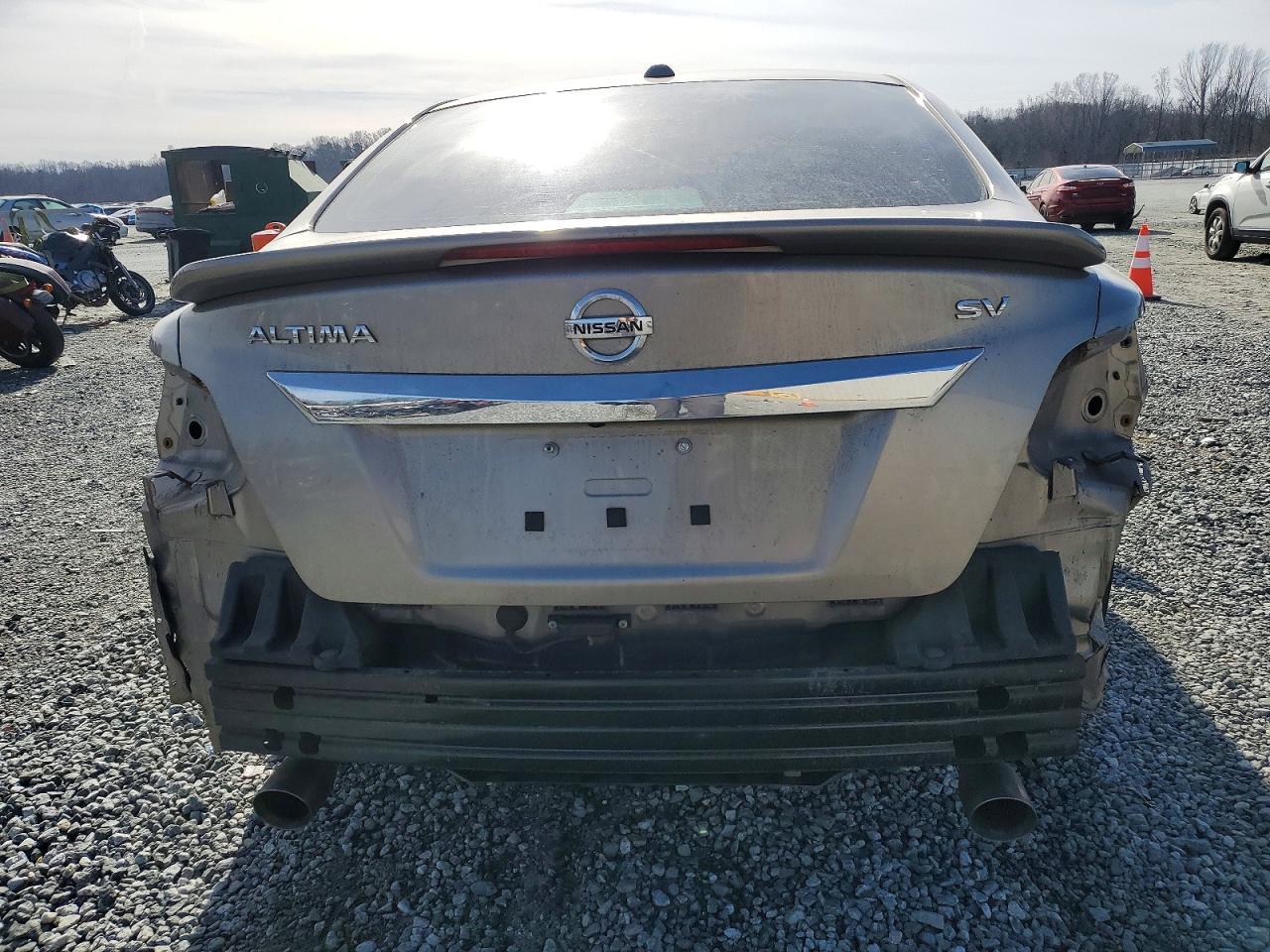 2015 Nissan Altima 2.5 - Фото 6