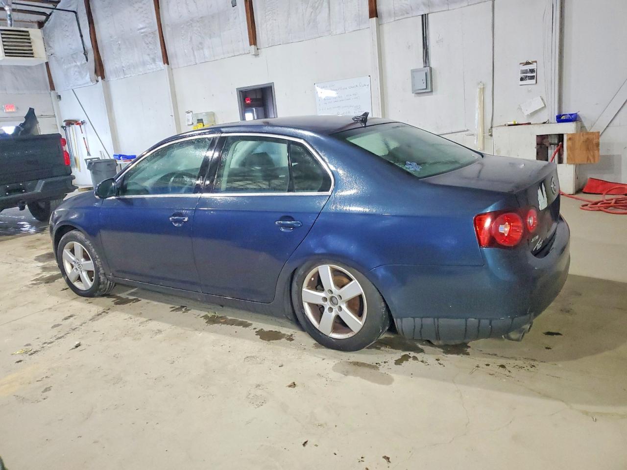 2009 Volkswagen Jetta Se - Фото 2