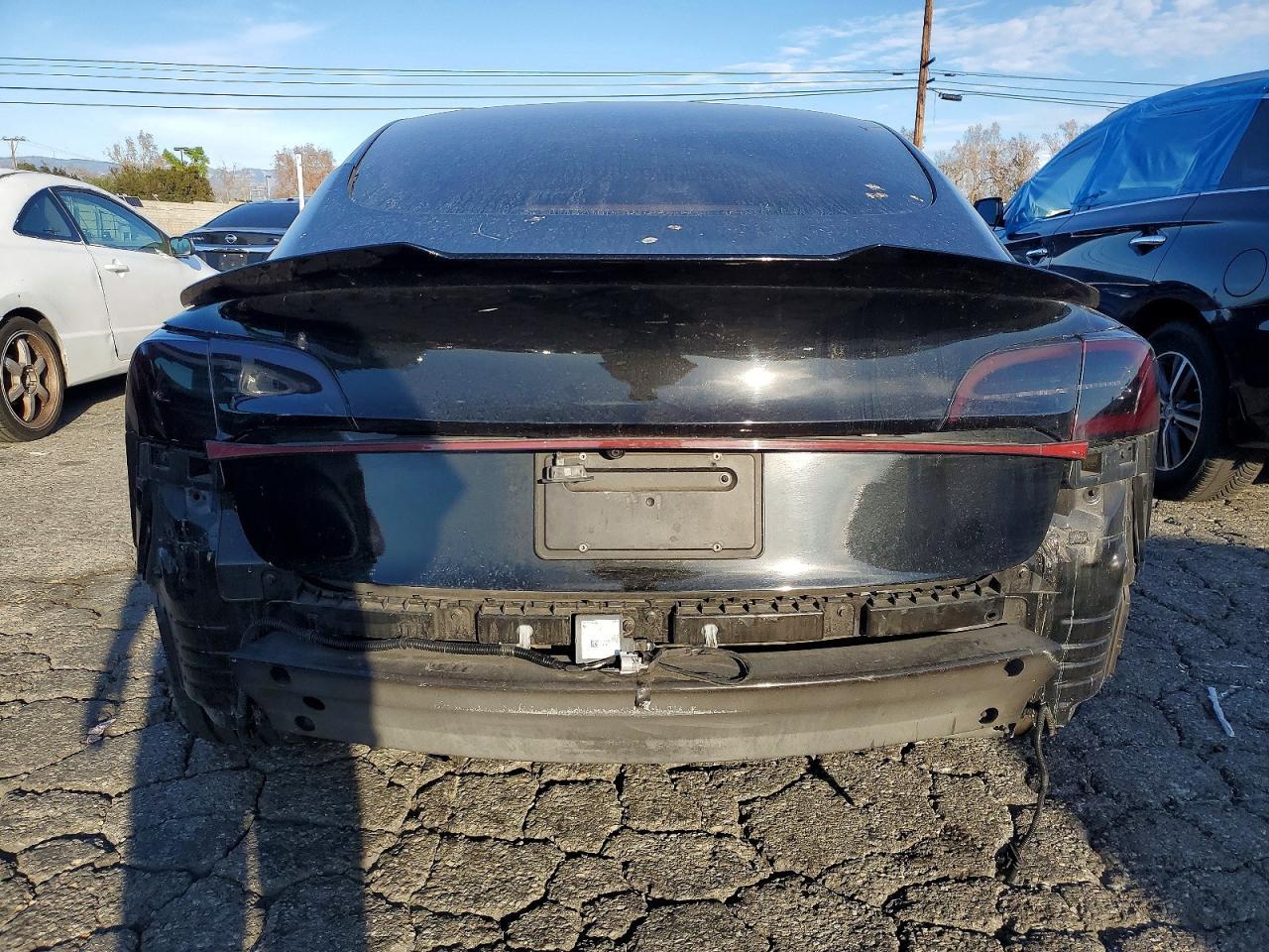 2022 Tesla Model 3 - Фото 6