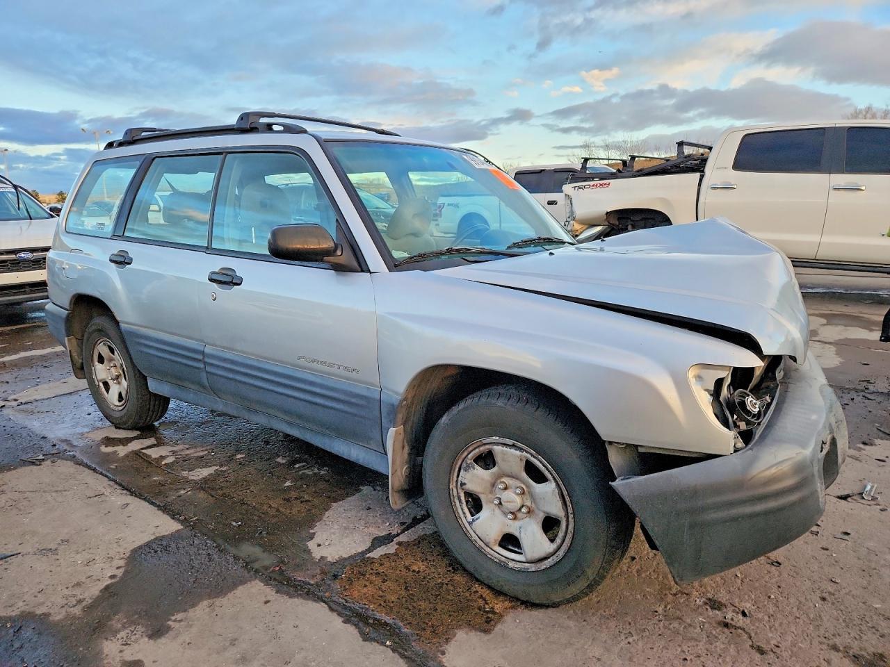 2002 Subaru Forester L - Image 4
