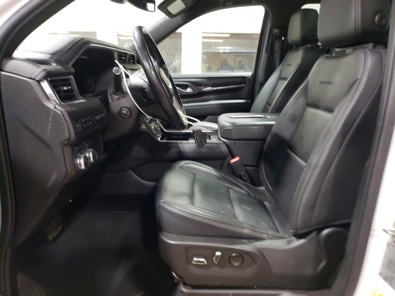 2022 GMC Yukon Xl Denali - Фото 7