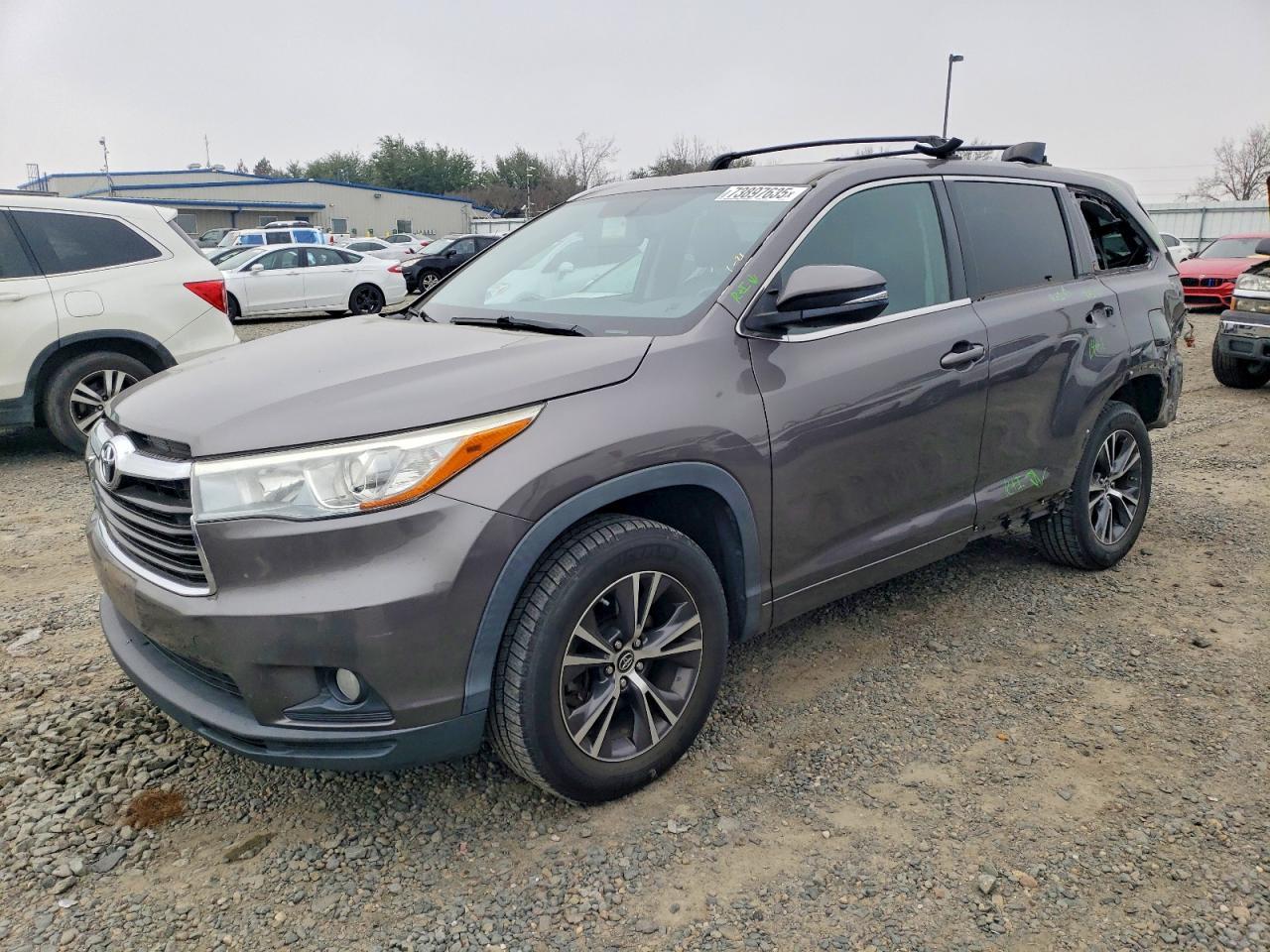 2016 Toyota Highlander Xle