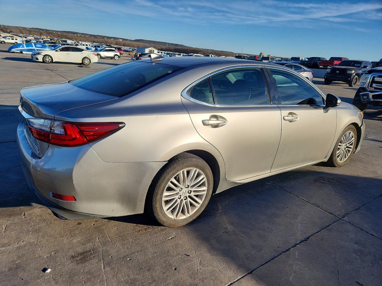 2016 Lexus Es 350 - Image 3