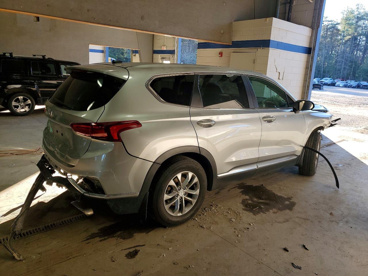 2020 Hyundai Santa Fe Se - Image 3