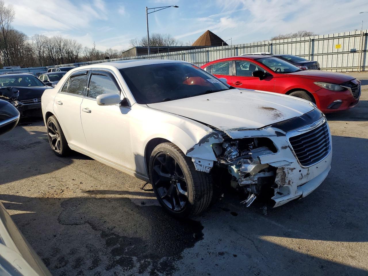 2012 Chrysler 300 S - Фото 4