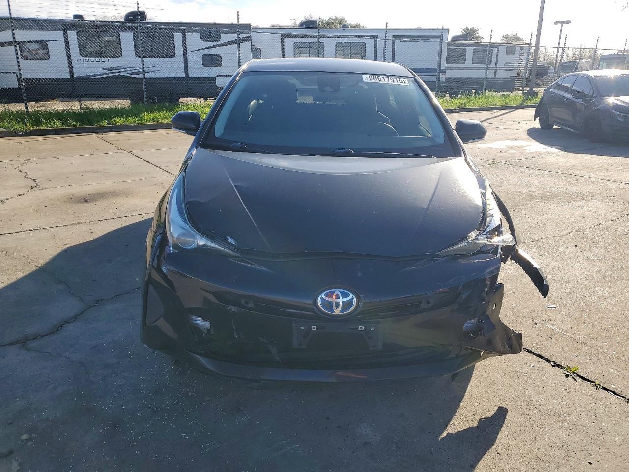 2018 Toyota Prius - Image 5