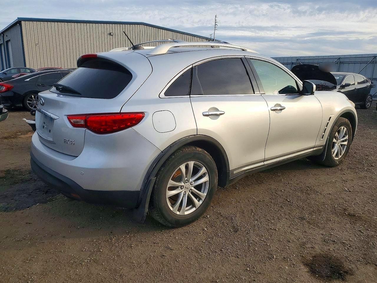 2010 Infiniti Fx35 - Фото 3