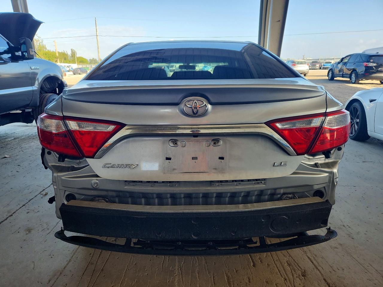 2016 Toyota Camry Le - Image 6