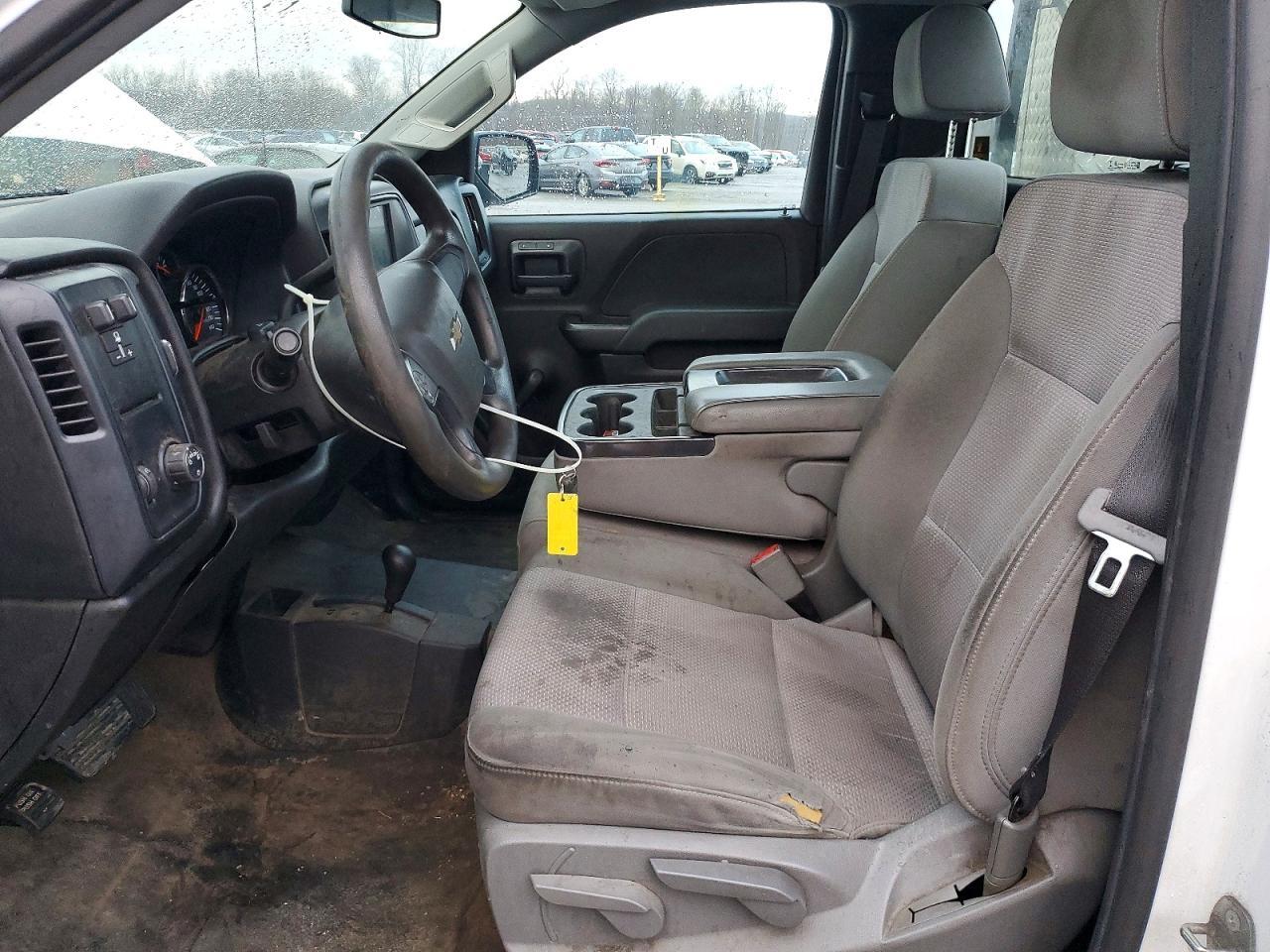 2018 Chevrolet Silverado 1500 Utility Wt 5.3L V-8 - Фото 7