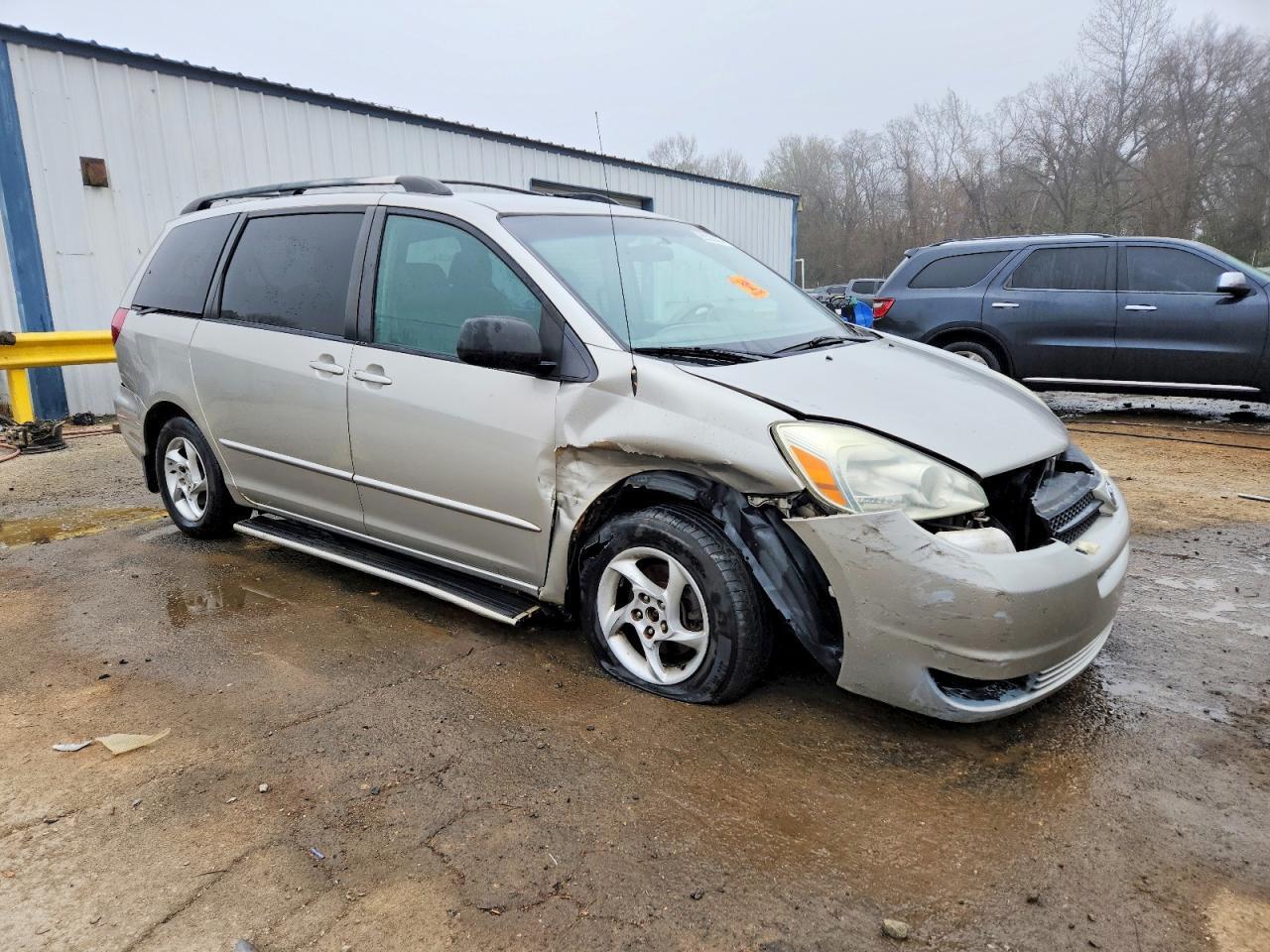 2004 Toyota Sienna Le 8 Passenger - Фото 4