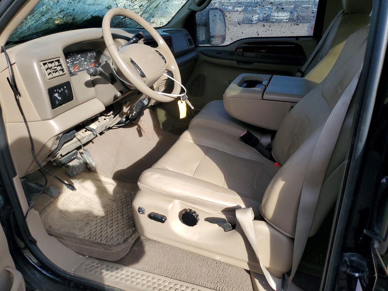 2001 Ford F250 Super Duty - Image 7
