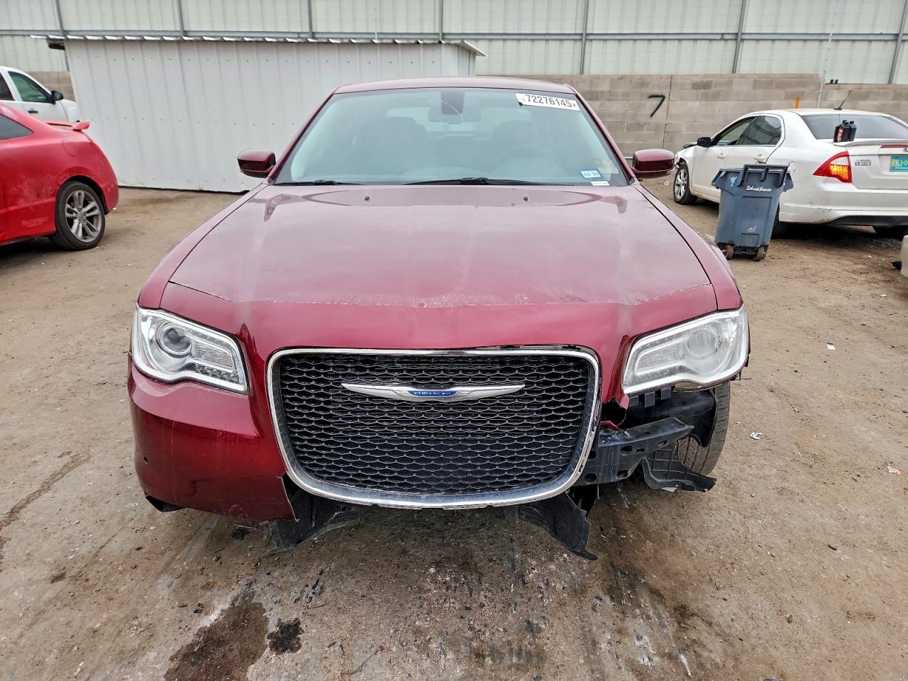 2021 Chrysler 300 Touring - Image 5