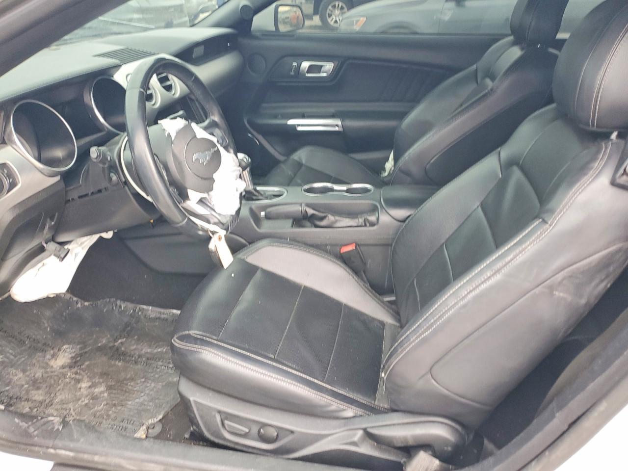 2021 Ford Mustang - Image 7