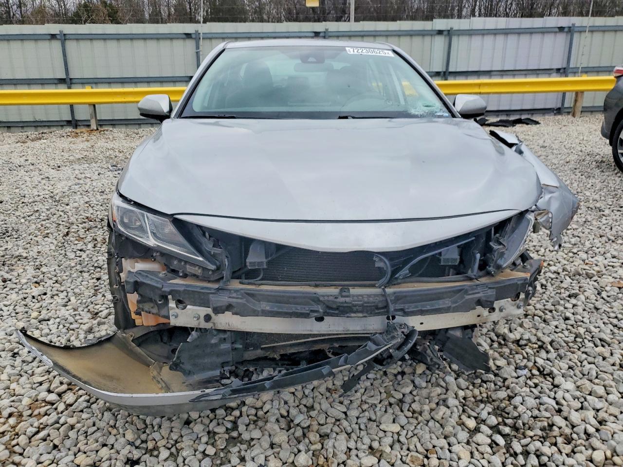 2022 Toyota Camry Le - Фото 5