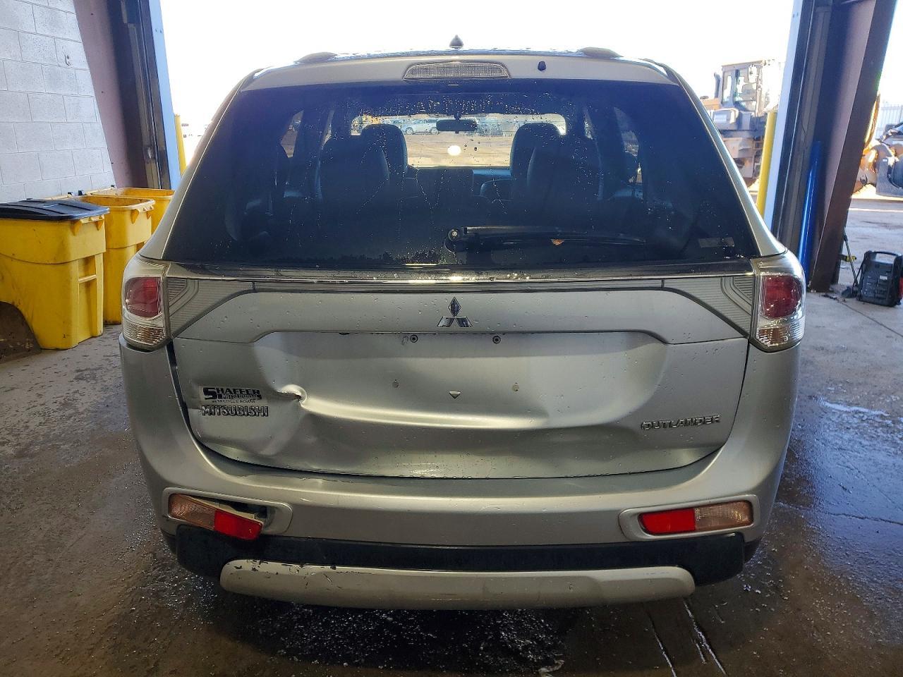 2015 Mitsubishi Outlander Se - Фото 6