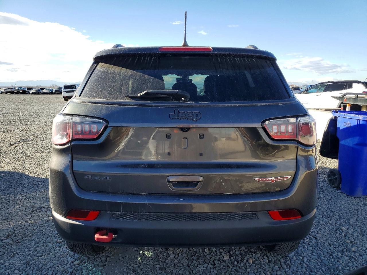 2018 Jeep Compass Trailhawk - Image 6