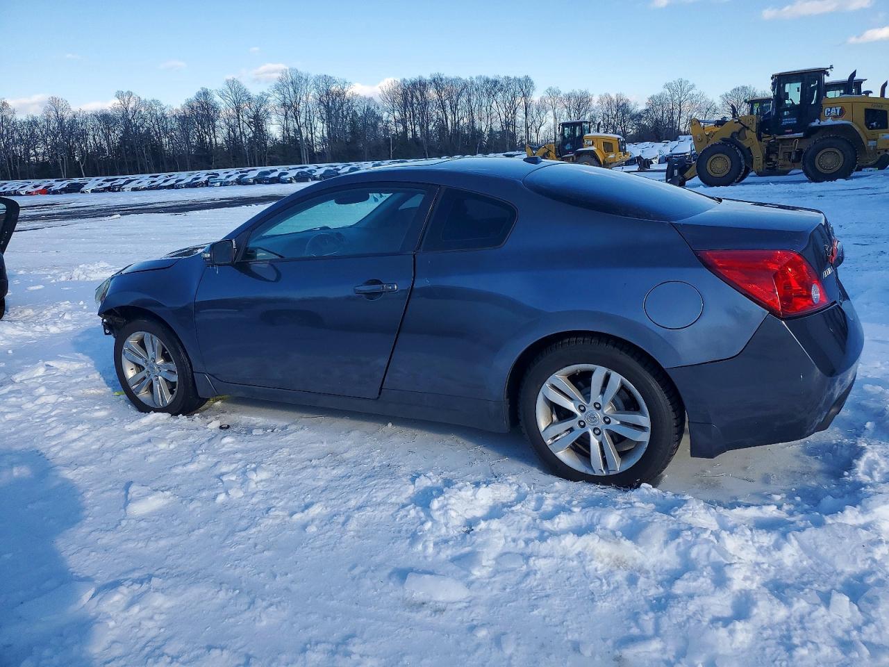 2012 Nissan Altima 2.5 S - Фото 2