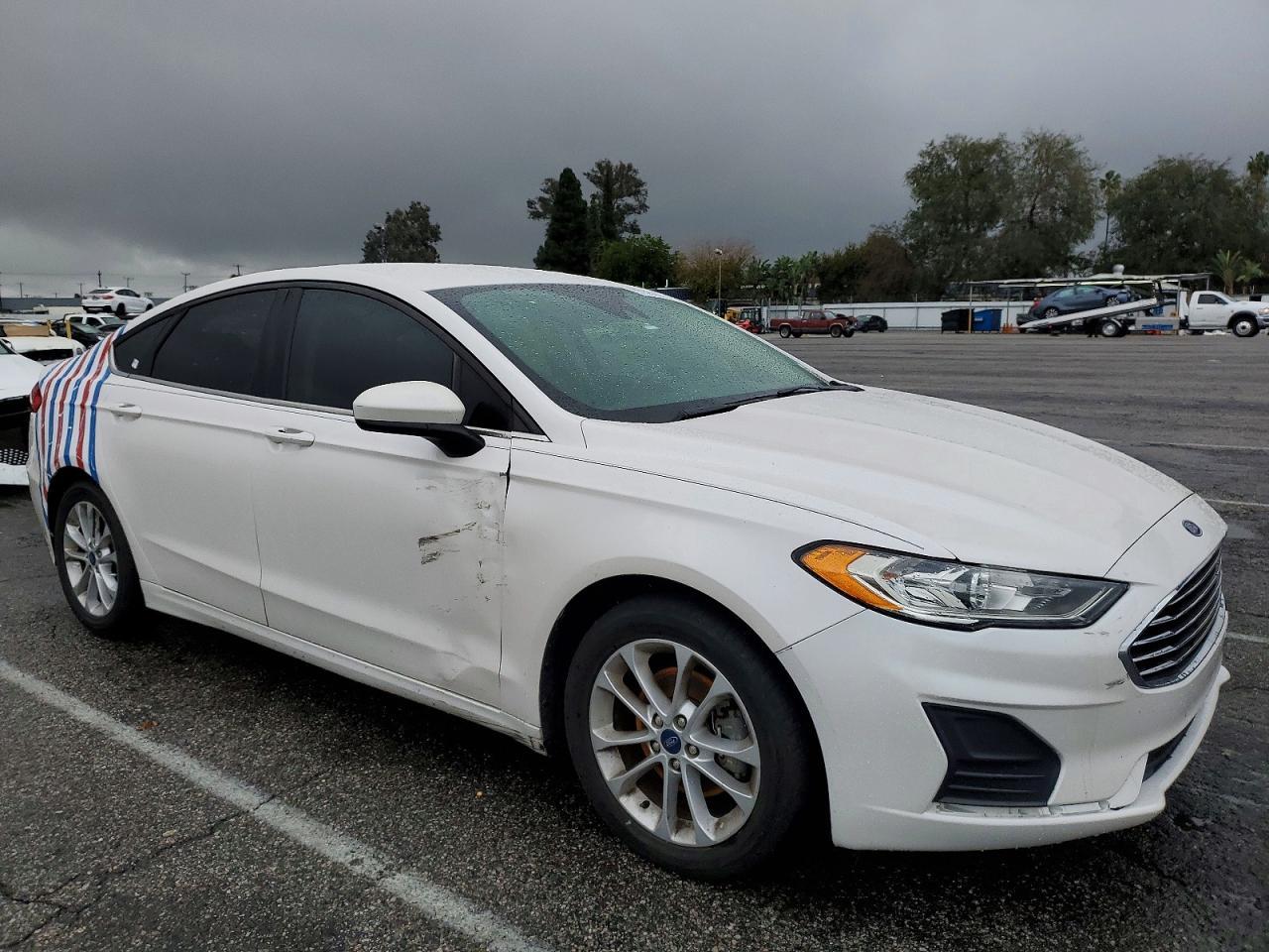 2019 Ford Fusion Se - Фото 4
