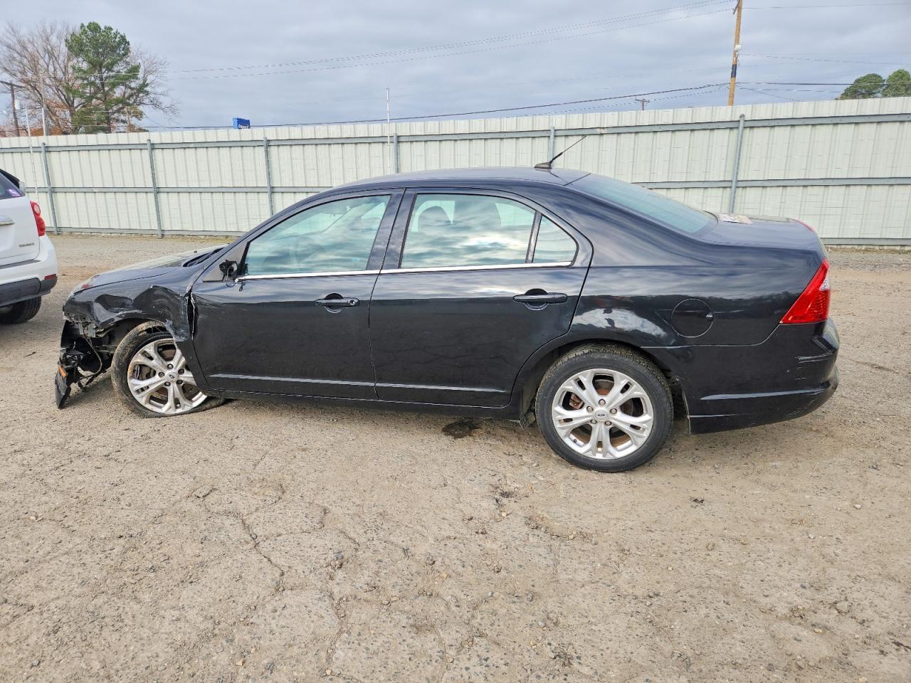 2012 Ford Fusion Se - Фото 2
