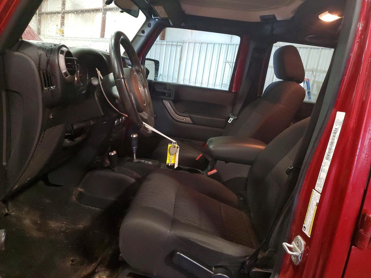 2012 Jeep Wrangler Unlimited Sport - Фото 7