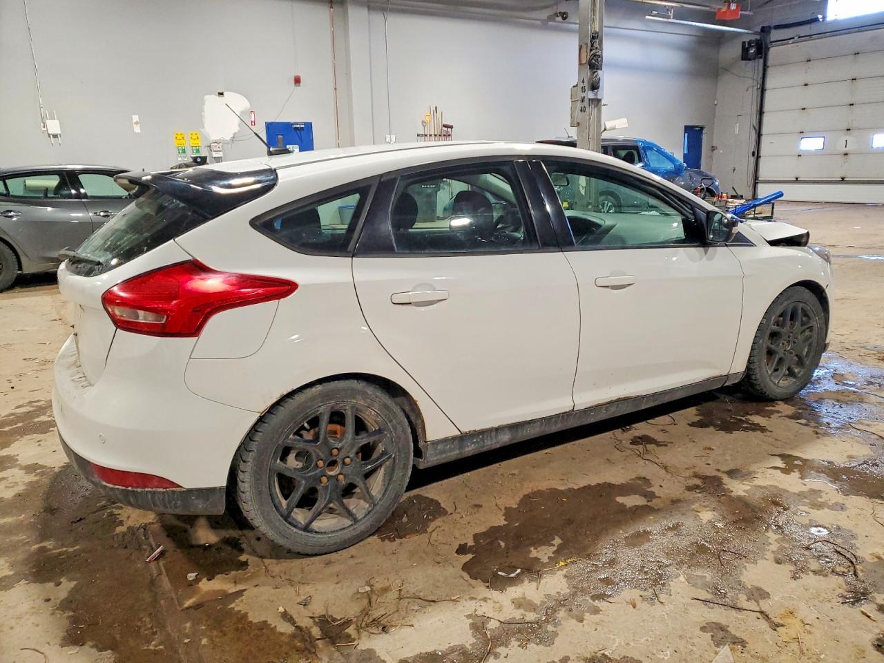 2016 Ford Focus - Фото 3
