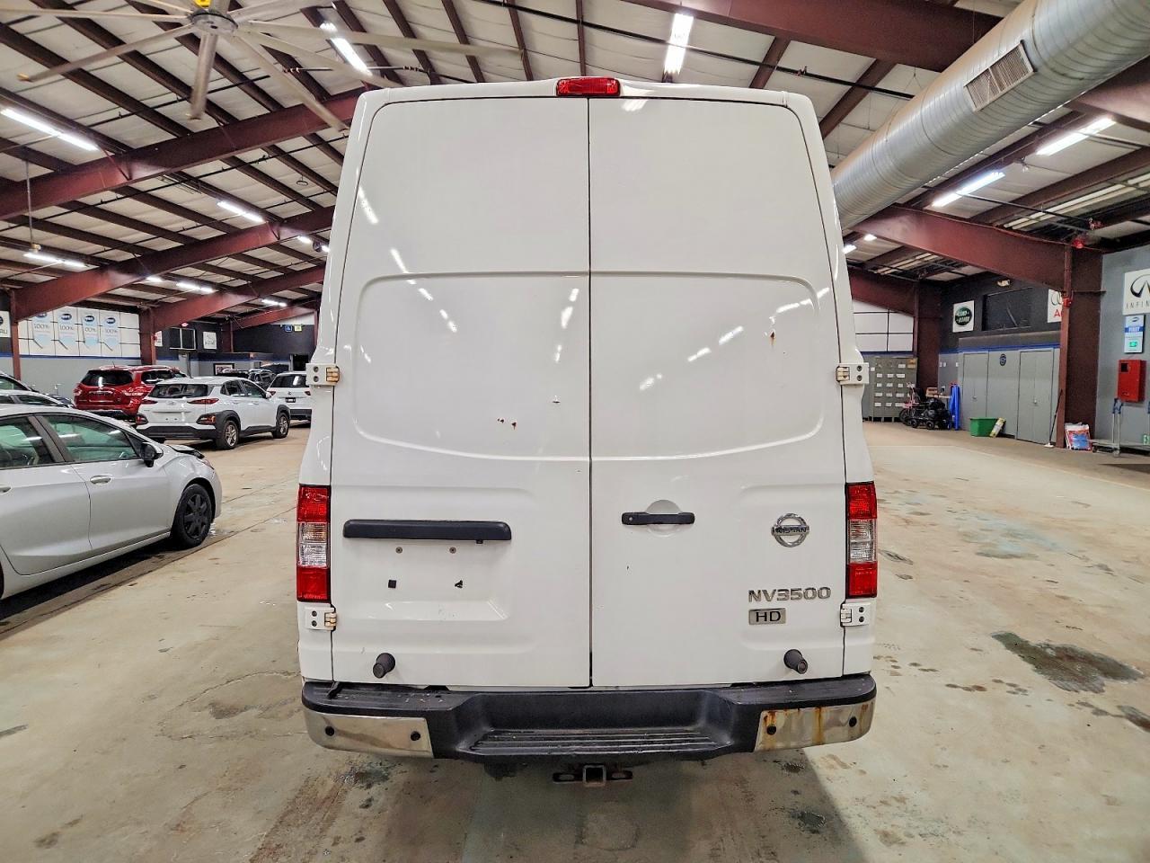 2013 Nissan Nv 2500 - Фото 6