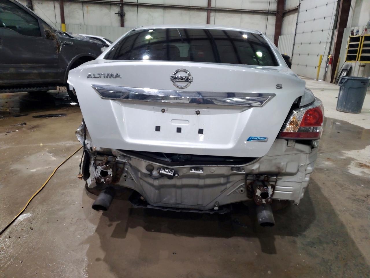 2013 Niss Altima - Фото 6