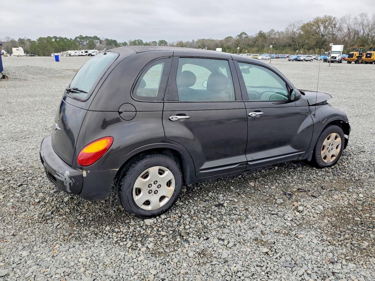 2005 Chrysler Pt Cruiser Touring - Image 3