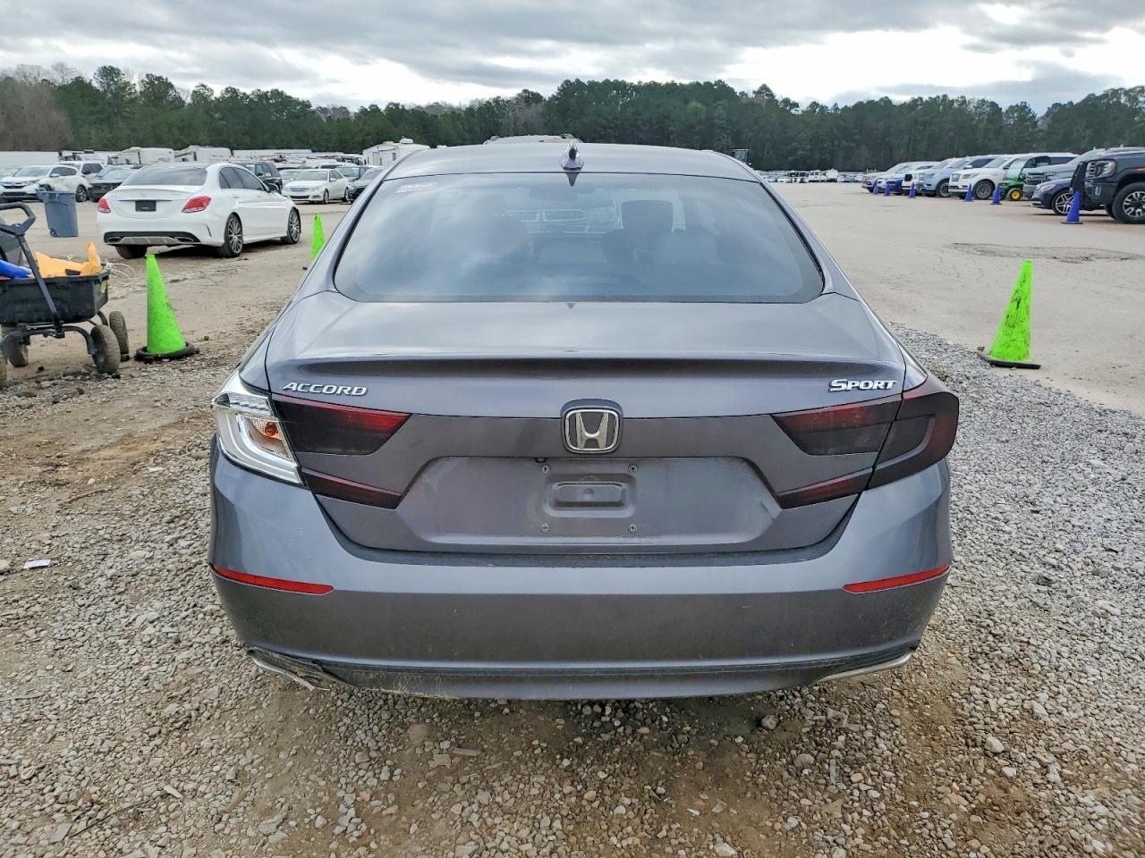 2018 Honda Accord Lx - Image 6