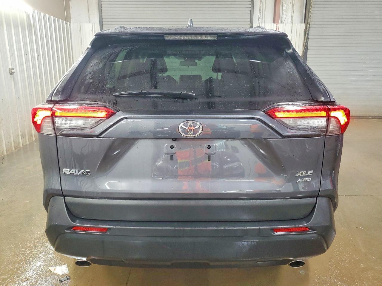 2024 Toyota Rav4 Xle - Image 6
